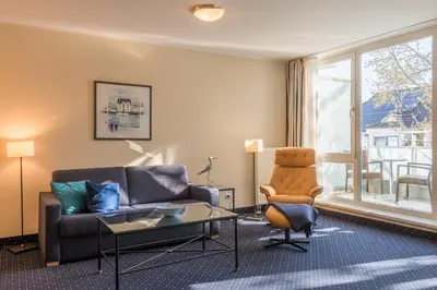 Ein Sitzbereich in der Unterkunft An de See - im Ostseeheilbad Zingst mit Balkon
