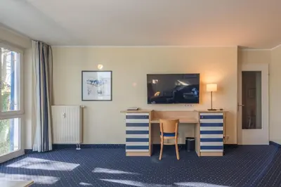 TV/Unterhaltungsangebot in der Unterkunft An de See - im Ostseeheilbad Zingst mit Balkon
