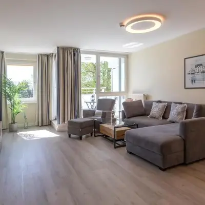 Frisch modernisierte 5 Sterne Ferienwohnung Godewind an der Seebrücke