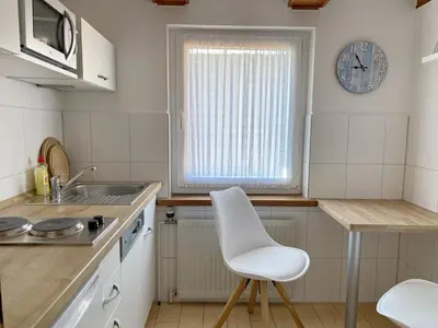 Küche/Küchenzeile in der Unterkunft FEWO-Kramm Ostseebad Dierhagen