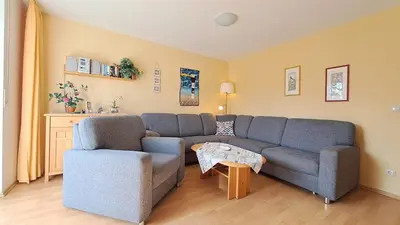 Ein Sitzbereich in der Unterkunft Apartment Hoppenberg