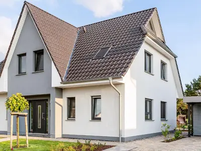 Das Gebäude in dem sich das Ferienhaus befindet