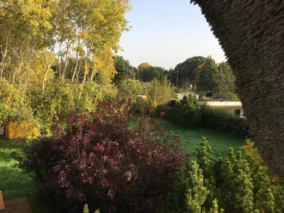 Ein Garten an der Unterkunft Ferienwohnung zur Brake