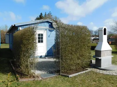 Das Gebäude in dem sich das Ferienhaus befindet
