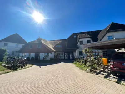 Das Gebäude in dem sich die Ferienwohnung befindet