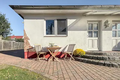 Das Gebäude in dem sich die Ferienwohnung befindet