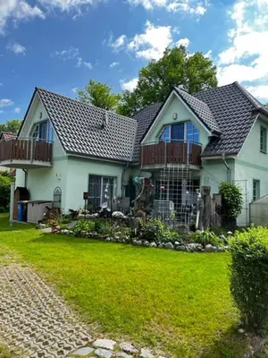 Ein Garten an der Unterkunft Charlys grode Stuv