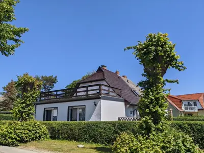 Das Gebäude in dem sich die Ferienwohnung befindet