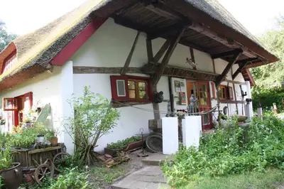 Ein Garten an der Unterkunft Ferienwohnung Frida
