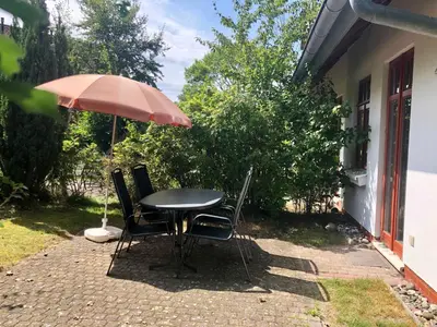 Ein Garten an der Unterkunft Strandperle Buchenhof 5 D