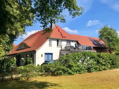 Das Gebäude in dem sich die Ferienwohnung befindet