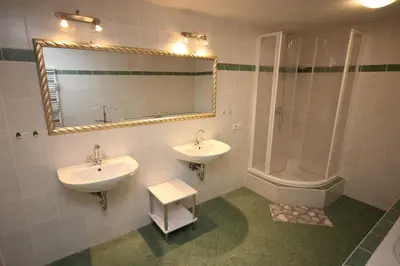 Ein Badezimmer in der Unterkunft Haus 1795 Stieglitz