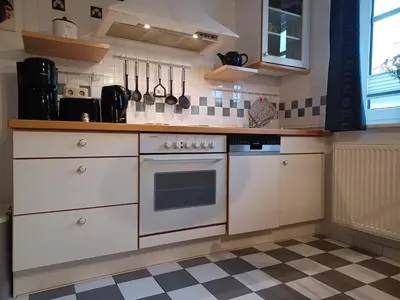 Küche/Küchenzeile in der Unterkunft Haus zum Strand 2 4