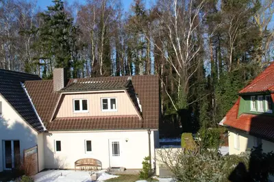 Das Gebäude in dem sich die Ferienwohnung befindet