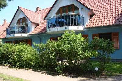 Das Gebäude in dem sich die Ferienwohnung befindet