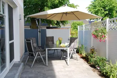 Ein Patio oder anderer Außenbereich in der Unterkunft Lilienthal, exclusive Doppelhaushälfte für 6 Personen in Zingst