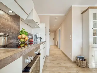 Küche/Küchenzeile in der Unterkunft MorgenSuenn, exquisite Ferienwohnung für 2 Personen in Zingst