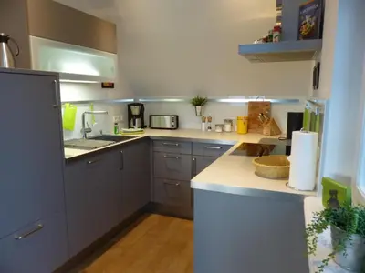 Küche/Küchenzeile in der Unterkunft Godehus 4, exquisite Ferienwohnung für 4 Personen in Zingst