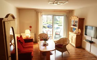 TV/Unterhaltungsangebot in der Unterkunft Wohnung 9 Meer-Ruhe im Haus Stranddistel komfortable Ferienwohnung im 1 OG für 4 Personen in Zingst