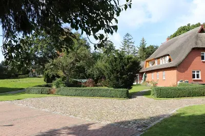 Ein Garten an der Unterkunft Ferienwohnung Krull