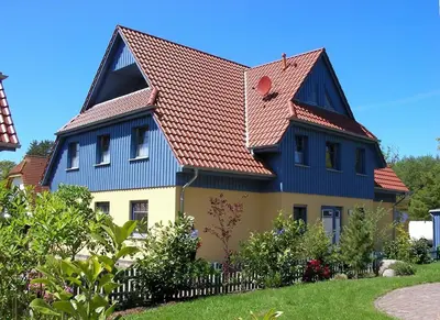 Das Gebäude in dem sich die Ferienwohnung befindet