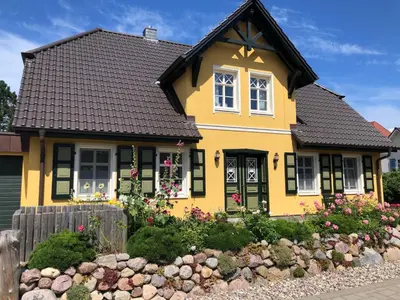 Das Gebäude in dem sich die Ferienwohnung befindet