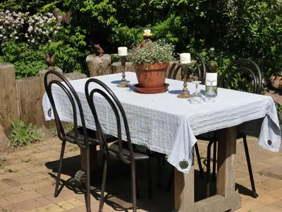 Ein Garten an der Unterkunft Blue Water 2
