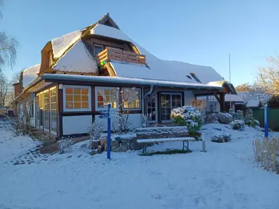 Haus 1795 Storchennest im Winter