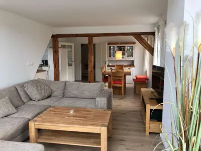 Ein Sitzbereich in der Unterkunft Ferienwohnung im Kapitänshaus