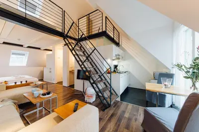 Ein Sitzbereich in der Unterkunft M2 Living Maisonette Apartment No 4