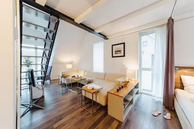 Ein Sitzbereich in der Unterkunft M2 Living Maisonette Apartment No 7