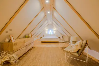 Ein Bett oder Betten in einem Zimmer der Unterkunft Aloha Hale