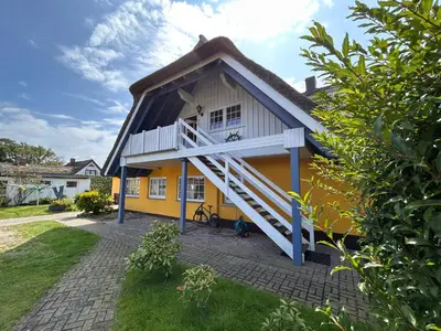 Das Gebäude in dem sich die Ferienwohnung befindet