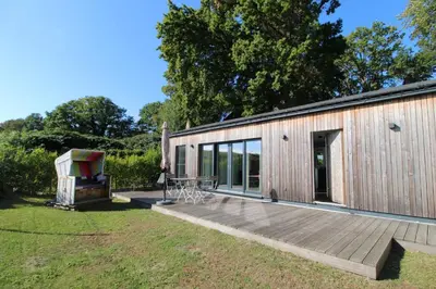 Das Gebäude in dem sich das Ferienhaus befindet
