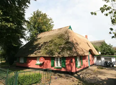 Das Gebäude in dem sich die Ferienwohnung befindet