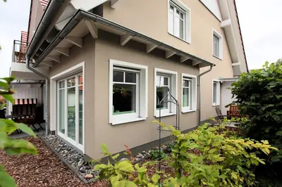 Das Gebäude in dem sich die Ferienwohnung befindet