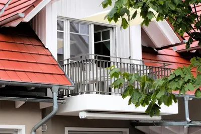 Das Gebäude in dem sich die Ferienwohnung befindet
