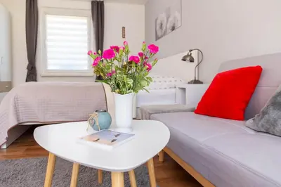 Ein Sitzbereich in der Unterkunft Sonnenblumenhaus 01