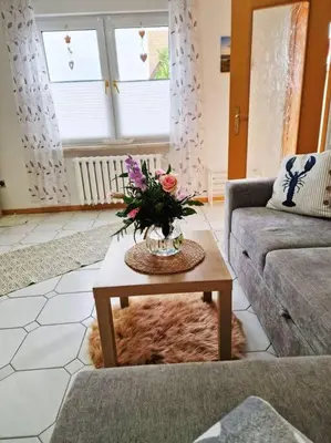 Ein Sitzbereich in der Unterkunft Ferienhaus Kranichnest