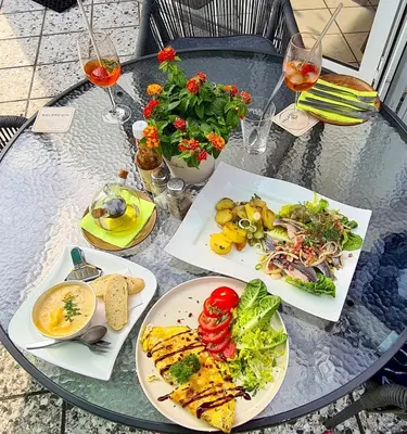 Essen im Ferienhaus oder in der Nähe
