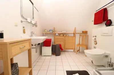 Ein Badezimmer in der Unterkunft App 12, Holzerland