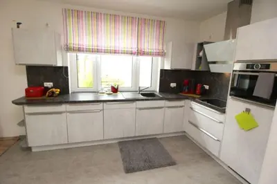 Küche/Küchenzeile in der Unterkunft Ferienhäuser Ferienhaus Boddenperle