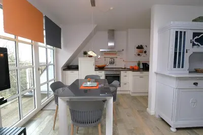 Küche/Küchenzeile in der Unterkunft Residenz am Hafen Suite Boddenkieker