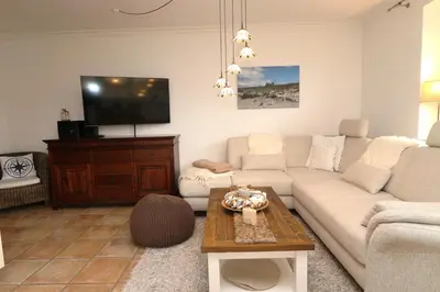 TV/Unterhaltungsangebot in der Unterkunft Birkenhof App 04, Ostseetraum