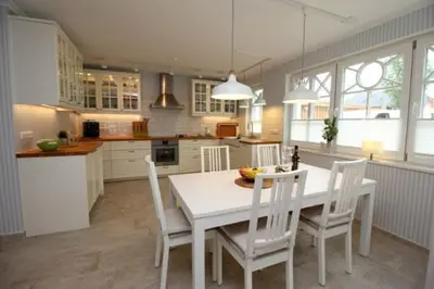 Küche/Küchenzeile in der Unterkunft Am Lütten Bagen Haus Darßzauber