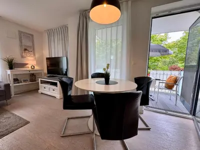 Ein Sitzbereich in der Unterkunft Aquamarin Ostseetraumsuite 05