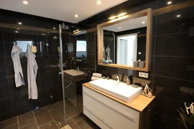 Ein Badezimmer in der Unterkunft Aquamarin Ostseetraumsuite 12