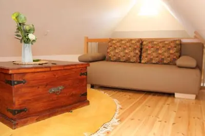 Ein Sitzbereich in der Unterkunft Strandhaus Strandhaus, App 01