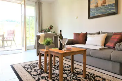Ein Sitzbereich in der Unterkunft Bickbeeren Schweiz Villa Amalia, App 02