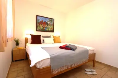 Ein Bett oder Betten in einem Zimmer der Unterkunft Ferienwohnungen Stückweg Schlehenhaus, App 01